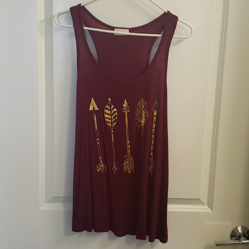 Maroon tank top